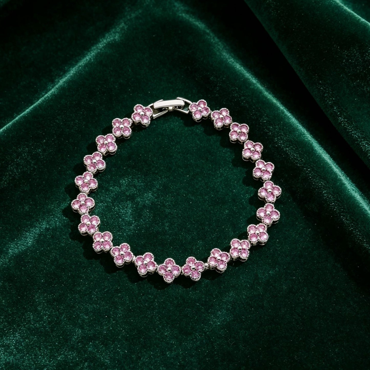 Clover Blossom Bracelet 🌸