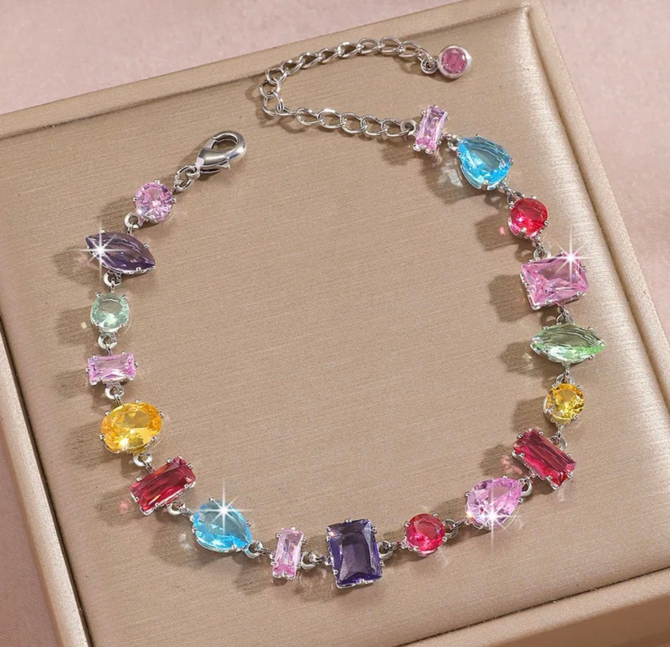 Prism Luxe Bracelet 🪅💗