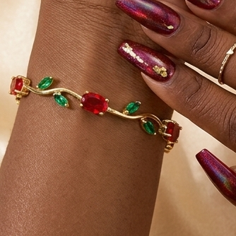 Romantic Rose Delight Bracelet ❤️🥀